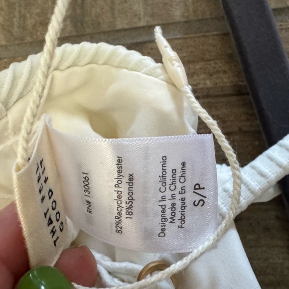 L*Space Kyslee Twisted Cutout One-Piece Swimsuit size small New - Picture 7 of 11